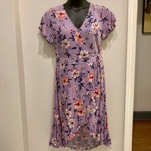 Tulip hem dress with flutter sleeves